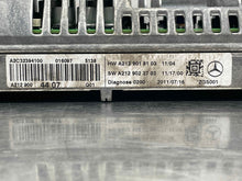 Load image into Gallery viewer, INFO-GPS SCREEN CLS550 CLS63 E350 E550 E63 10 11 12 13 - NW574667
