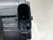Load image into Gallery viewer, AIR CLEANER BOX 535i Gt 740i 740il Active 7 X3 X4 2010-2016 - NW574853
