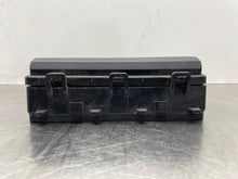 Load image into Gallery viewer, Fuse Box Lincoln MKZ 2013 - NW494821
