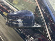 Load image into Gallery viewer, SIDE VIEW DOOR MIRROR E300 E350 E400 E550 E63 11 12 13 Right - NW574960
