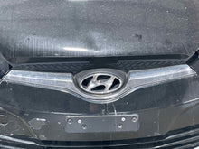 Load image into Gallery viewer, GRILLE Hyundai Veloster 12 13 14 15 16 17 - NW575292
