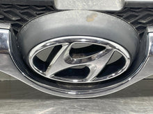 Load image into Gallery viewer, GRILLE Hyundai Veloster 12 13 14 15 16 17 - NW575292
