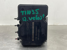 Load image into Gallery viewer, ABS ANTI-LOCK BRAKE PUMP Hyundai Veloster 2012 12 2013 13 - NW575248
