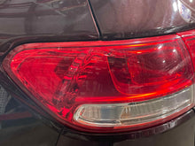 Load image into Gallery viewer, OUTER TAIL LIGHT LAMP Kia Sorento 2016 16 2017 17 2018 18 Left - NW575674
