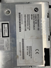 Load image into Gallery viewer, RADIO BMW X3 2004 04 2005 05 AM FM CD - NW136763
