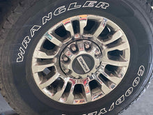 Load image into Gallery viewer, WHEEL RIM F250SD Pickup F350SD Pickup 2020 18x8 ALUM 18x8, 8 lug, 170mm - NW576636
