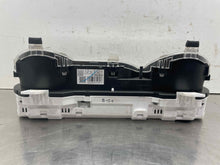 Load image into Gallery viewer, SPEEDOMETER CLUSTER Subaru Forester 2004 04 Auto - NW577150
