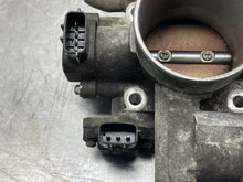 Load image into Gallery viewer, THROTTLE BODY Forester Impreza 2003 03 2004 04 - NW577265
