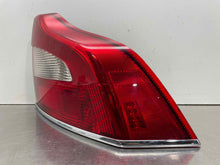Load image into Gallery viewer, TAIL LIGHT LAMP ASSEMBLY Volvo S80 07 08 09 10 11 12 13 Right - NW577379
