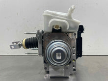 Load image into Gallery viewer, ABS Pump Ford Explorer 2022 - NW577796
