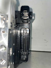 Load image into Gallery viewer, ABS Pump Ford Explorer 2022 - NW577796
