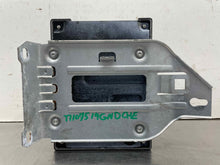 Load image into Gallery viewer, Radio  GRAND CHEROKEE 2019 - NW578993
