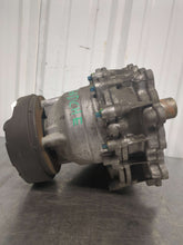 Load image into Gallery viewer, Transfer Case  GRAND CHEROKEE 2019 - NW578844
