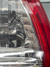 Load image into Gallery viewer, TAIL LIGHT LAMP ASSEMBLY Rav4 2006 06 2007 07 2008 08 Right - NW579591
