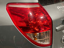 Load image into Gallery viewer, TAIL LIGHT LAMP ASSEMBLY Rav4 2006 06 2007 07 2008 08 Left - NW579167
