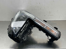 Load image into Gallery viewer, Headlight Lamp Assembly Cadillac XT4 2019 - NW531985
