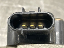 Load image into Gallery viewer, Throttle Body  LINCOLN LS 2002 - NW177549
