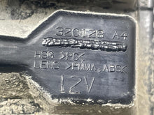 Load image into Gallery viewer, [INVENTORYCAR_YEAR_MAKE_MODEL] TAIL LIGHT LAMP ASSEMBLY Right - NW579300
