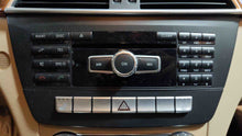 Load image into Gallery viewer, RADIO Mercedes-Benz C250 C300 C350 C63 2012 12 - NW579575
