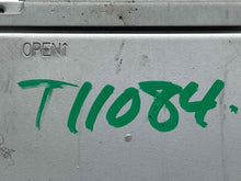 Load image into Gallery viewer, RADIO Mercedes-Benz C250 C300 C350 C63 2012 12 - NW579575
