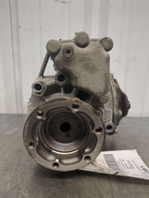 Load image into Gallery viewer, Transfer Case Volkswagen Golf 2017 - NW579827
