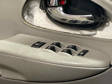 Load image into Gallery viewer, FRONT DOOR WINDOW SWITCH Trailblazer Trailblazer Ext 06-09 Left - NW551108
