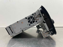 Load image into Gallery viewer, Radio  PROMASTER 1500 VAN 2018 - NW580171
