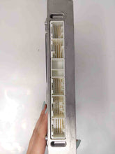 Load image into Gallery viewer, ECU ECM COMPUTER Lexus IS300 2005 05 - NW60816
