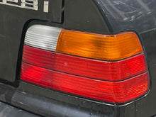 Load image into Gallery viewer, TAIL LIGHT LAMP ASSEMBLY 325i 325ic 325is 328i 328ic M3 92-98 Right - NW581682
