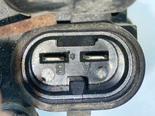 Load image into Gallery viewer, ABS Pump  SIERRA 2500 PICKUP 2002 - NW581716
