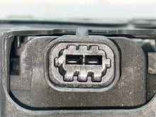 Load image into Gallery viewer, Alternator Chevrolet Impala 2020 - NW581831
