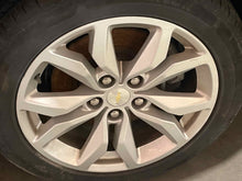 Load image into Gallery viewer, [INVENTORYCAR_YEAR_MAKE_MODEL] WHEEL RIM 18x8 ALUM 18x8, 5 lug, 120mm - NW582138
