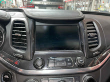 Load image into Gallery viewer, Radio Chevrolet Impala 2020 - NW581785
