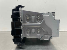 Load image into Gallery viewer, Radio Honda HR-V 2020 - NW582207
