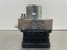 Load image into Gallery viewer, ABS Pump Honda HR-V 2020 - NW582354
