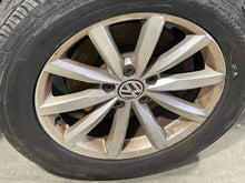 Load image into Gallery viewer, Wheel Rim Volkswagen Tiguan 2017 - NW582346
