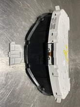 Load image into Gallery viewer, SPEEDOMETER CLUSTER Volvo C30 V50 V70 V40 2008 08 2009 09 2010 10 2011 11 - NW162361
