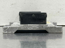 Load image into Gallery viewer, ECU ECM COMPUTER Saab 9-3 2006 06 2007 07 2008 08 09 - NW582946
