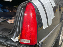 Load image into Gallery viewer, TAIL LIGHT LAMP Cadillac DTS 06 07 08 09 10 11 Right - NW583904
