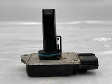 Load image into Gallery viewer, Mass Air Flow Sensor Meter MAF Excursion F250SD Pickup F350SD 03-07 - NW4556
