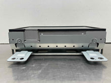 Load image into Gallery viewer, NAVIGATION DISPLAY G35 G37 QX56 Murano Maxima 2007 07 08 09 10 11 12 - NW584369
