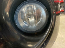 Load image into Gallery viewer, Fog Light Nissan Rogue Versa Cube FX35 M37 2006 06 2007 07 2008 08 2009 09 10 11 - NW584493
