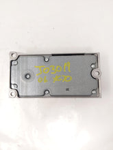Load image into Gallery viewer, Air Bag Computer Volvo S60 V70 2005 05 2006 06 2007 07 08 09 - NW39222
