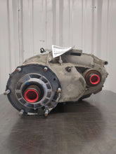 Load image into Gallery viewer, Transfer Case  YUKON XL 1500 2013 - NW585133
