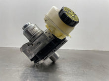 Load image into Gallery viewer, ABS Pump  CORSAIR 2022 - NW585741
