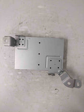 Load image into Gallery viewer, RADIO Honda CR-V 2007 07 2008 08 2009 09 2010 10 11 SATELLITE RECEIVER - NW137670
