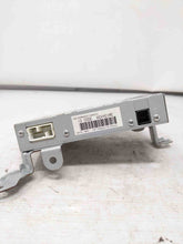 Load image into Gallery viewer, RADIO Honda CR-V 2007 07 2008 08 2009 09 2010 10 11 SATELLITE RECEIVER - NW137670
