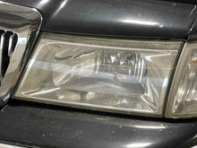 Load image into Gallery viewer, HEADLIGHT LAMP ASSEMBLY Mercury Grand Marquis 2005 05 Left - NW586368
