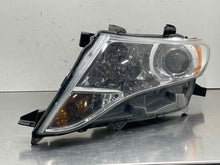 Load image into Gallery viewer, HEADLIGHT LAMP ASSEMBLY Venza 09 10 11 12 13 14 15 16 Left - NW586160

