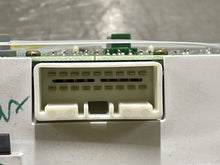 Load image into Gallery viewer, Speedometer Cluster Ford Escape 2004 - NW158803
